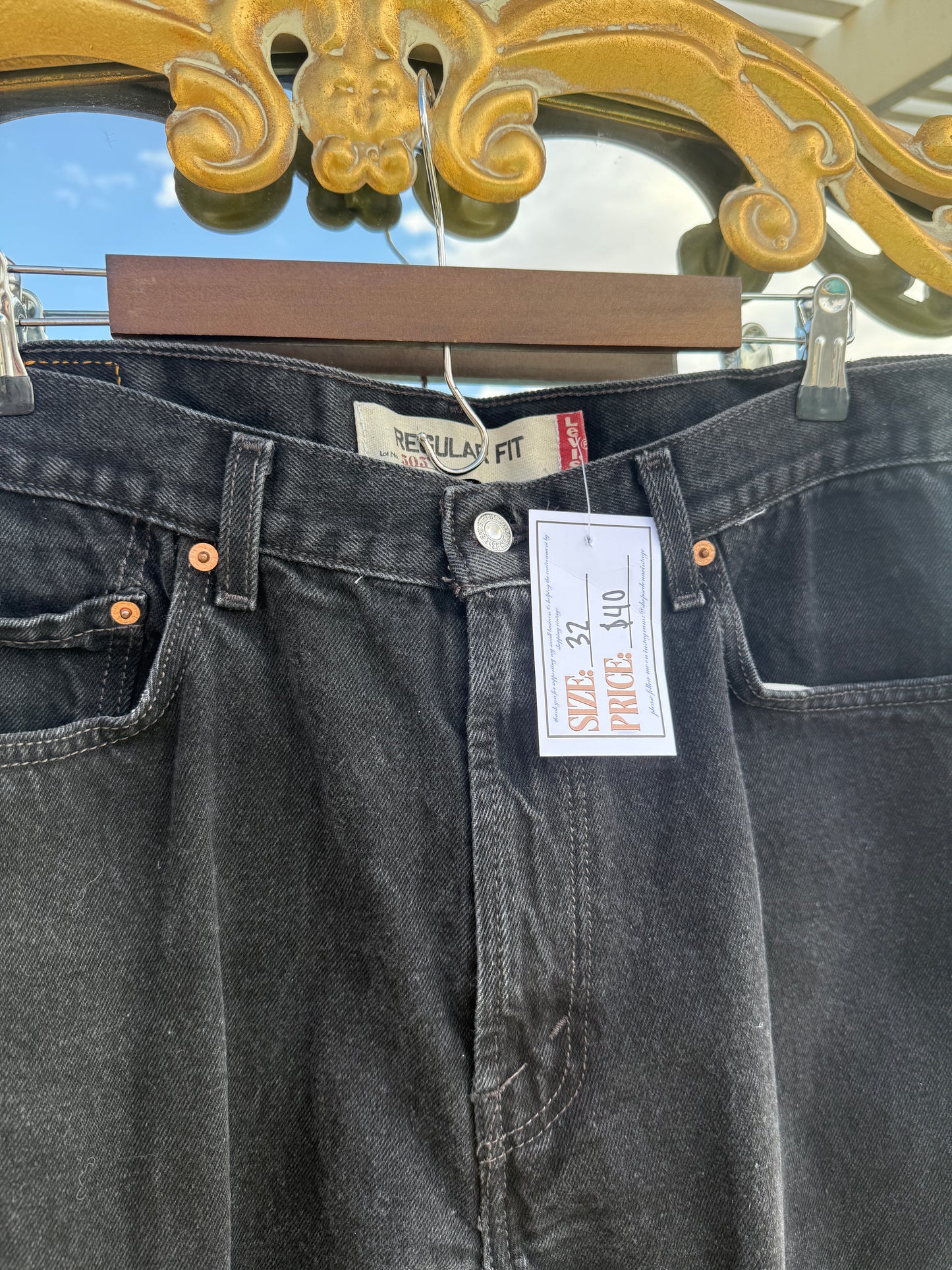 Vintage 505 Levi Jeans - 32