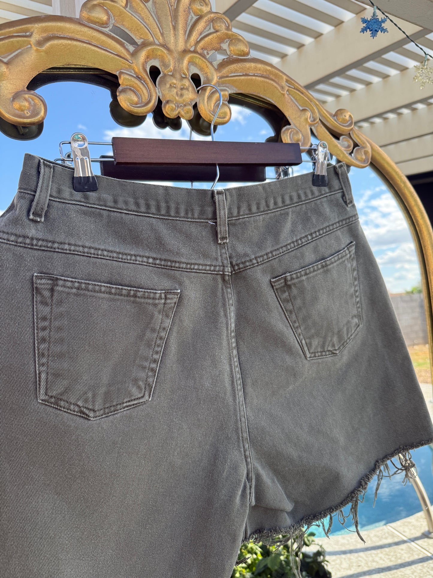 Vintage Green Shorts - 30