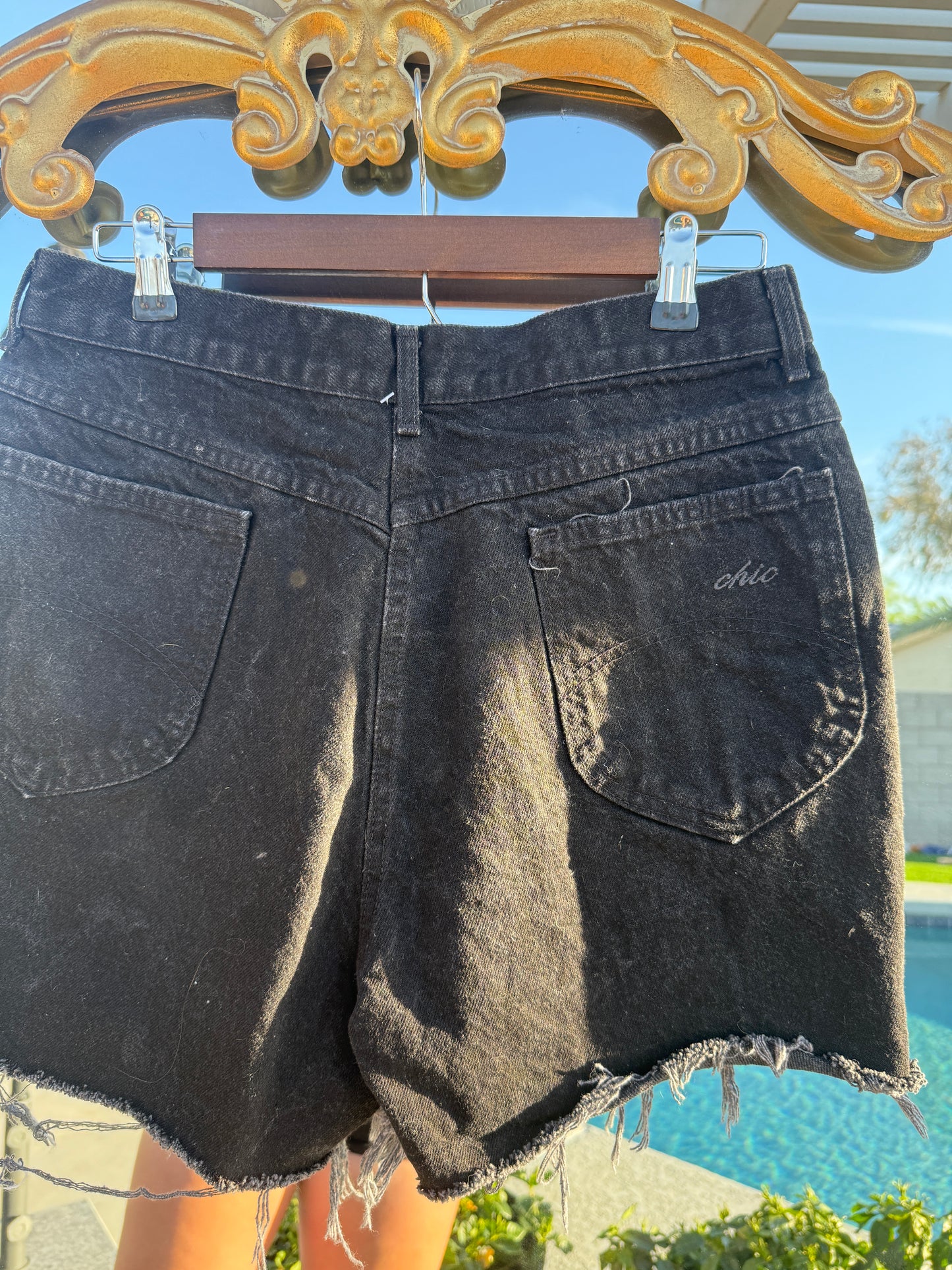 Vintage Black Shorts - 29