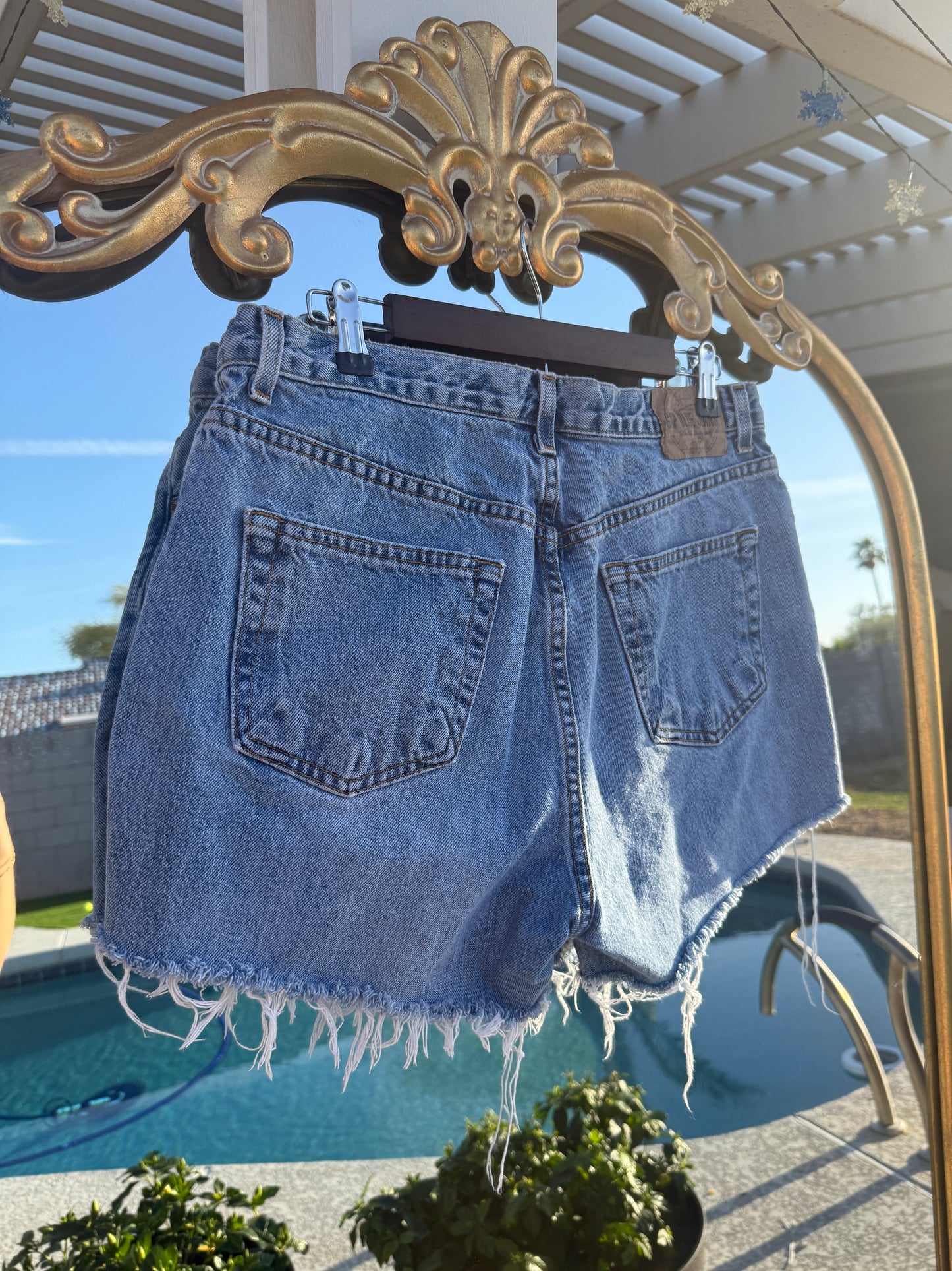 Vintage Gap Shorts - 32