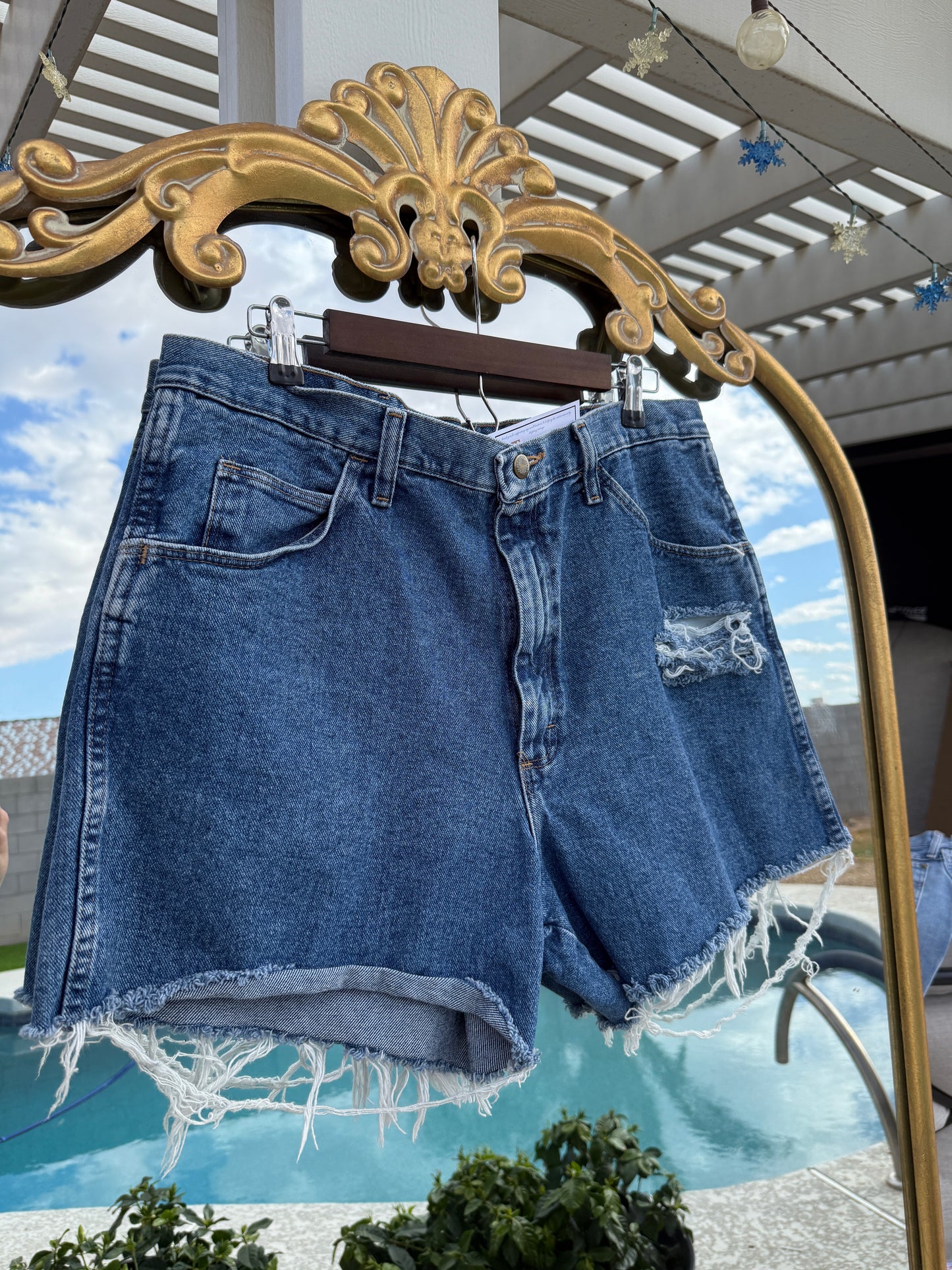 Vintage Wrangler Shorts - 33/34