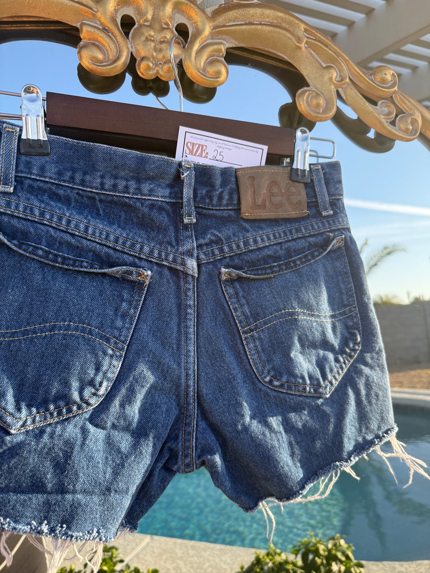 Vintage Lee Shorts - 25
